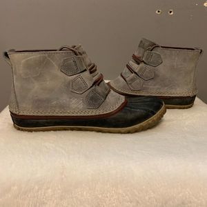 Sorel Women's Out N About Waterproof Duck Gray Black Boots NL2133-052 Size 7